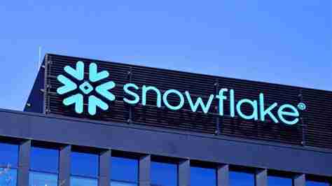Snowflake Q1 2027 earnings 📊